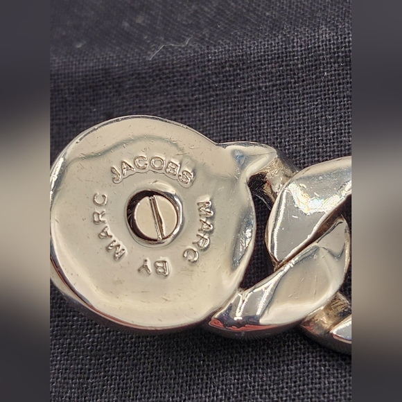 Marc By Marc Jacobs Silver Turnlock Bracelet - Picture 7 of 9